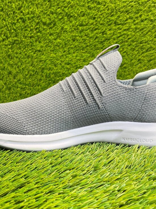 Kuru Atom Slip-On Mens Size 9.5 Gray White Athletic Walking Shoes Sneakers main image 9